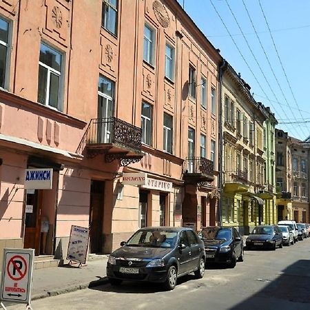 Apartments On Nalivayka Lviv Room photo
